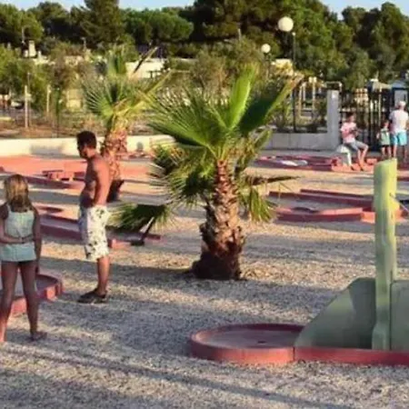 Ideal Pour Visiter Les Iles D'or Σαλέ *