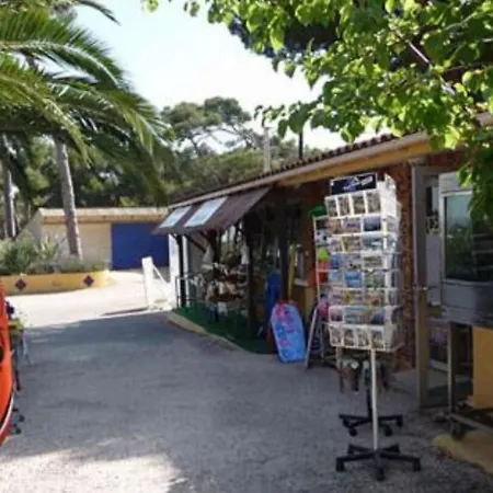 Ideal Pour Visiter Les Iles D'or Σαλέ Ιέρ